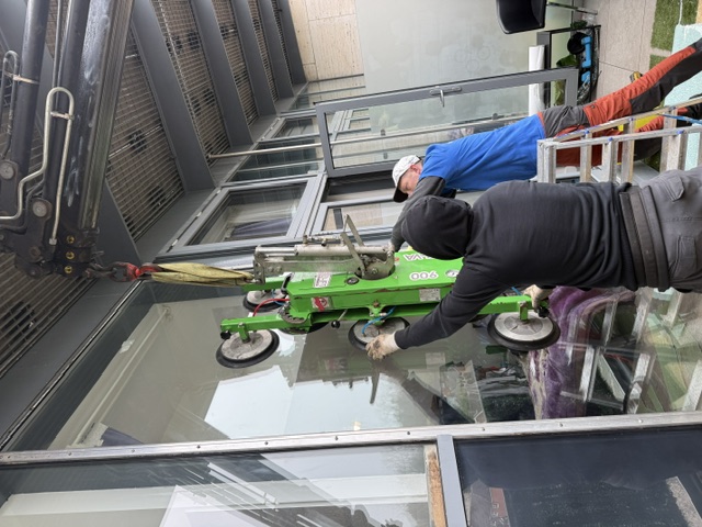 About Ealing Double Glazing