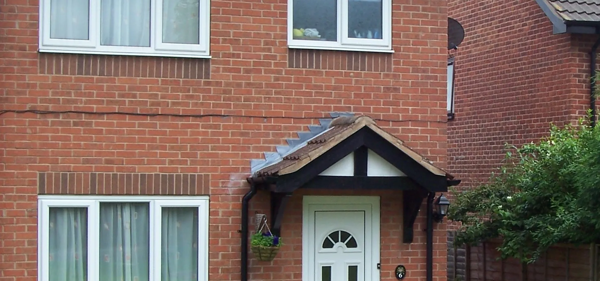 Lean-To Ealing