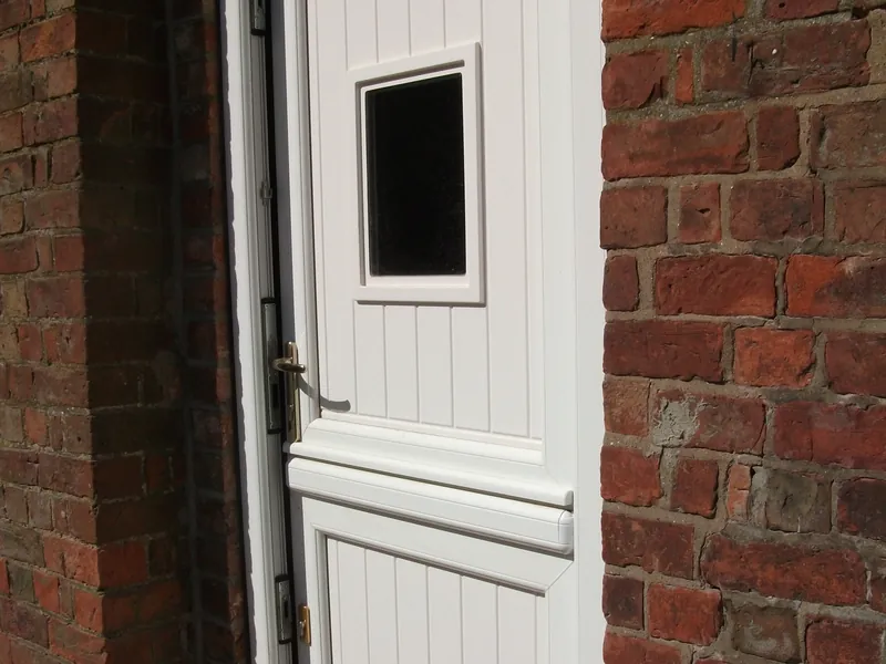 Stable Ealing