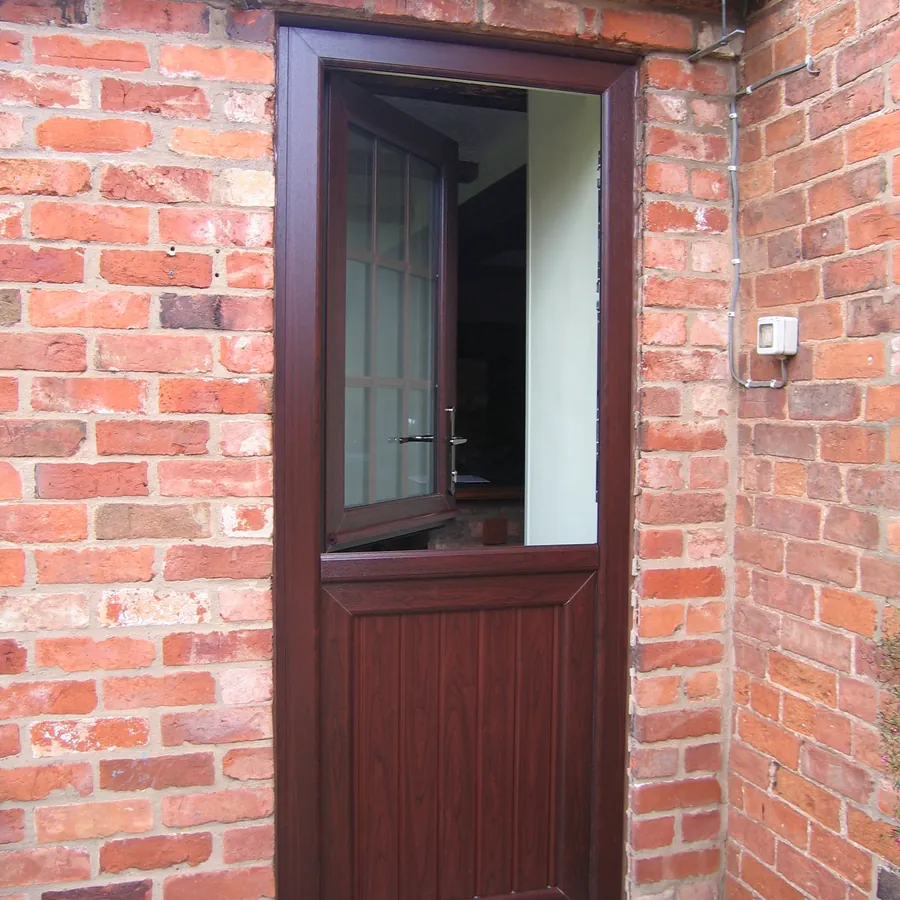 Stable Ealing